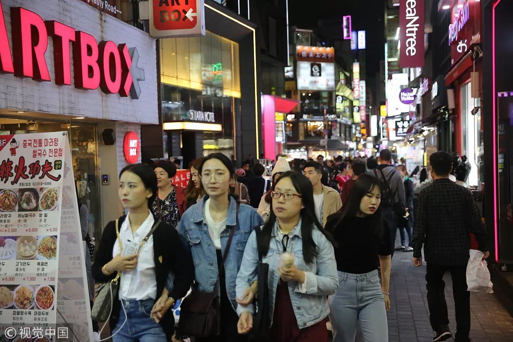 韩国游客开启中国胃，一场美食与文化的奇妙之旅