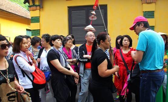 中国游客被区别对待，旅游遭遇的微妙差异与反思