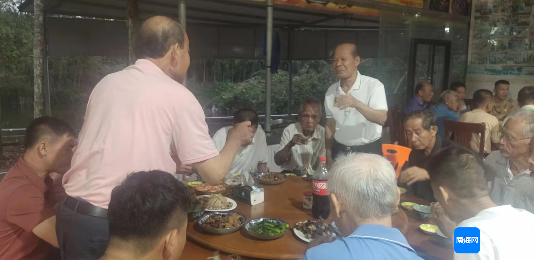 逃犯到女友家吃年饭落网