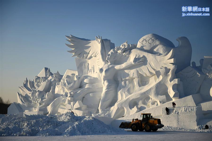 震撼雪雕界！黑悟空雪雕师再塑巨作——6米高哪吒雪雕传奇